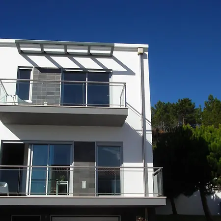 Near The Bay Of Salir Do Porto Holiday home Salir de Porto