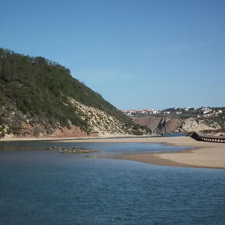 Holiday home Near The Bay Of Salir Do Porto Salir de Porto