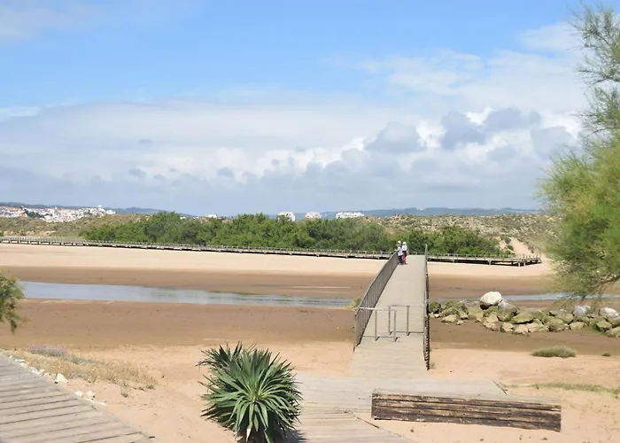 Near Sao Martinho * Salir de Porto